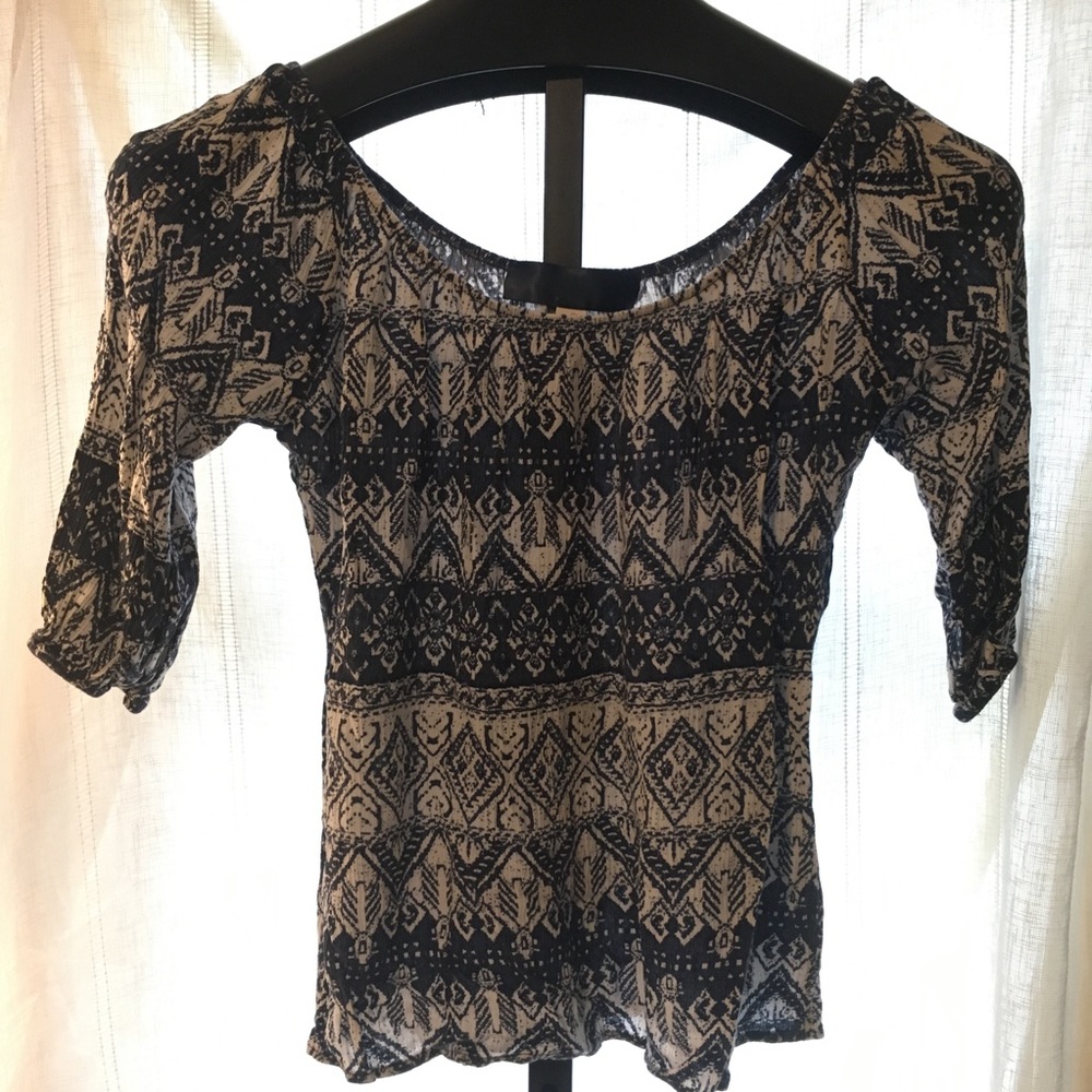Geometric Pattern Blouse